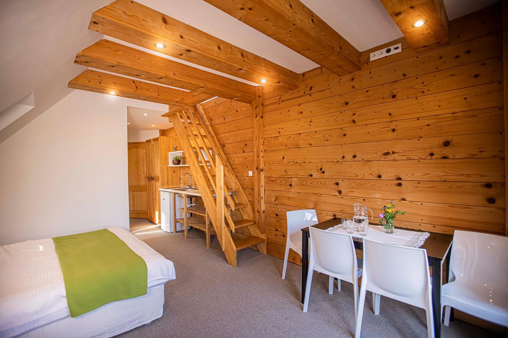 Holiday Home Holiday Raj Bešeňová Zewnętrze zdjęcie